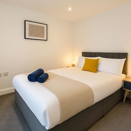 6 Person Apartment In City Centre Cardiff Extérieur photo