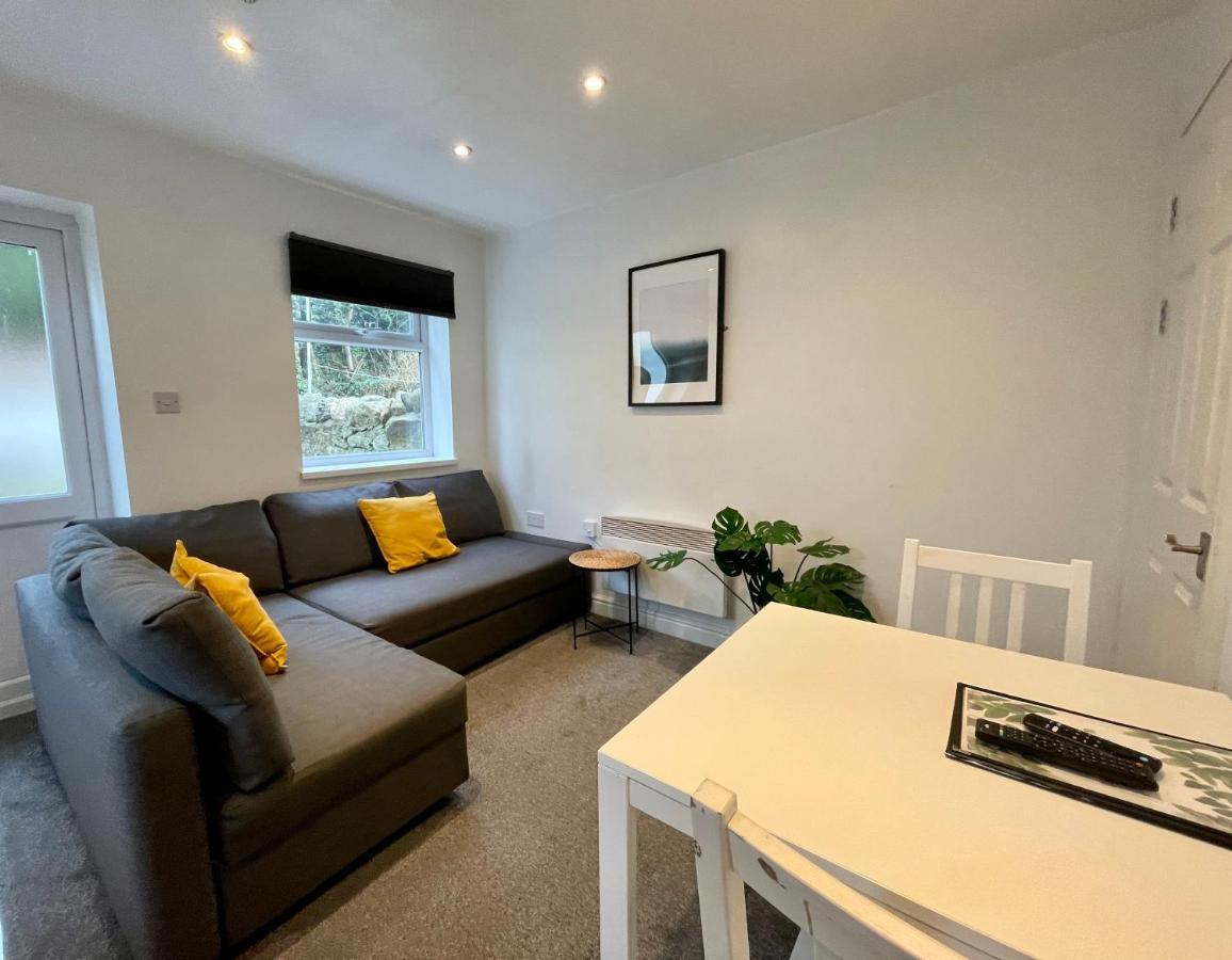 6 Person Apartment In City Centre Cardiff Extérieur photo