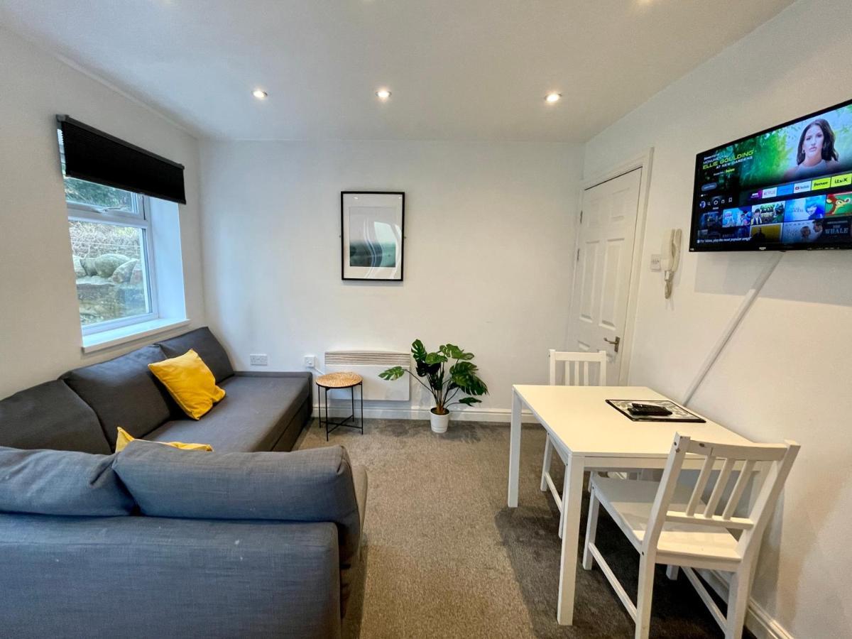 6 Person Apartment In City Centre Cardiff Extérieur photo